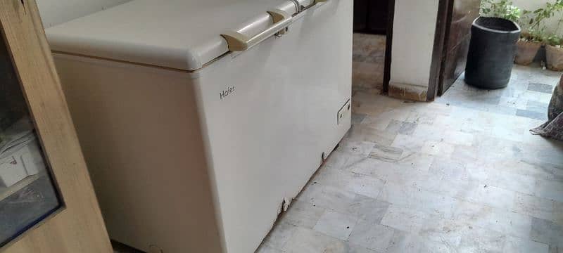 haier double door deep freezer 1