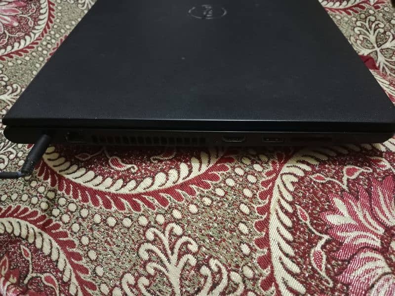 Dell i3 5th Gen Laptop - 4GB RAM, 500GB HDD 2