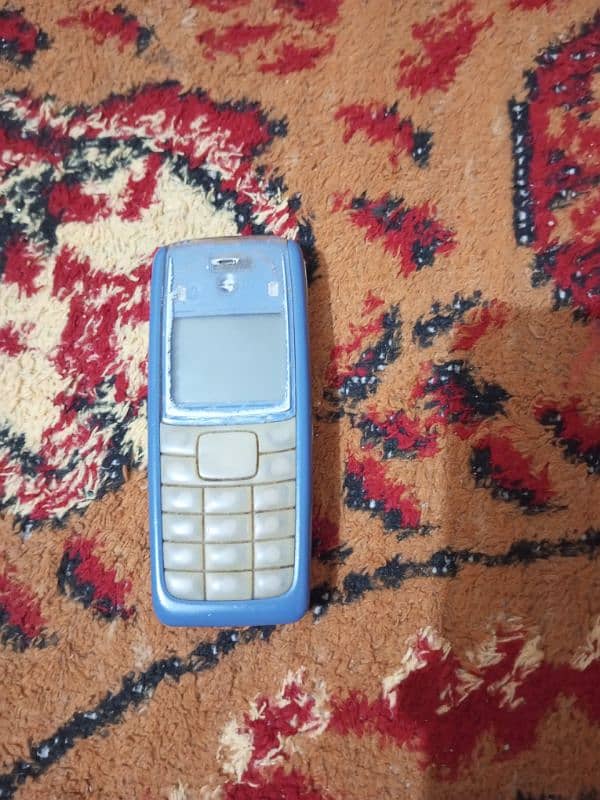 Nokia 1110i antique 3