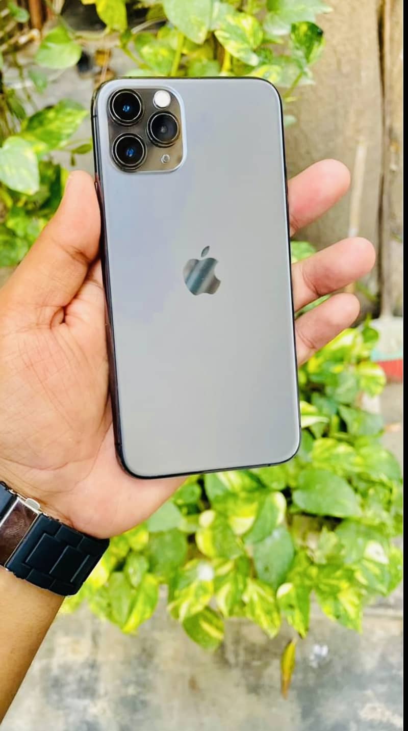 iPhone 11 Pro 0