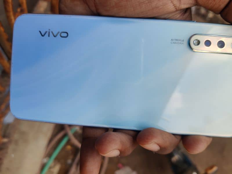 I am sale for my vivo s1 mobile 8