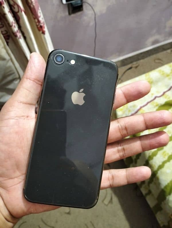 Iphone 8 non PTA 64gb 1