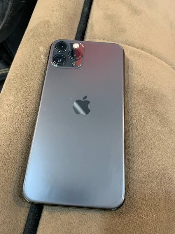 iphone 11pro pta approved 3