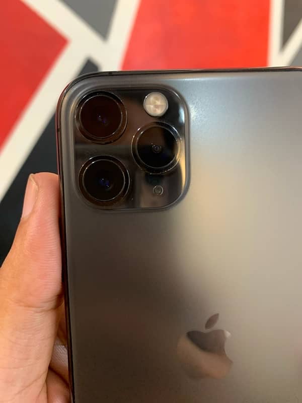 iphone 11pro pta approved 9