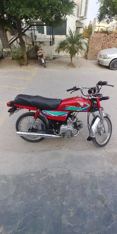 HONDA CD70 2018 0