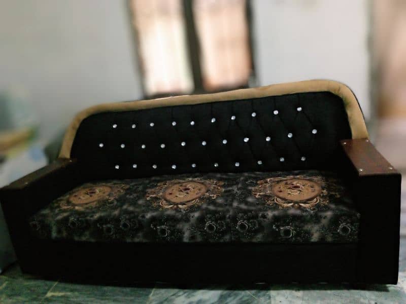 5 Seater sofa set for sale | 100% quality 2