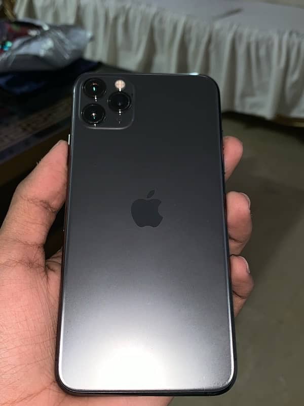 iphone 11 pro max black 2