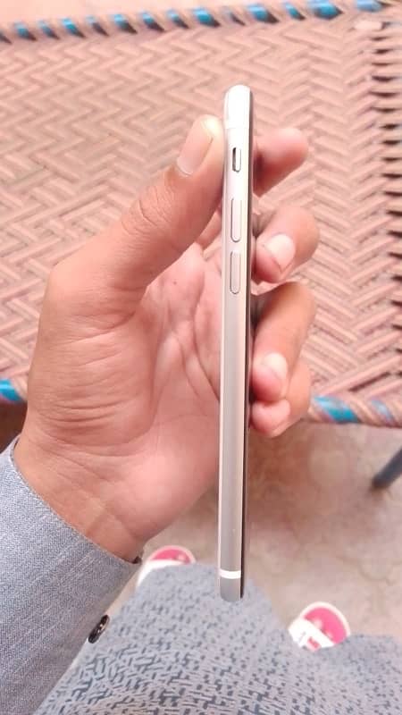 iPhone se 2020 non pta 5