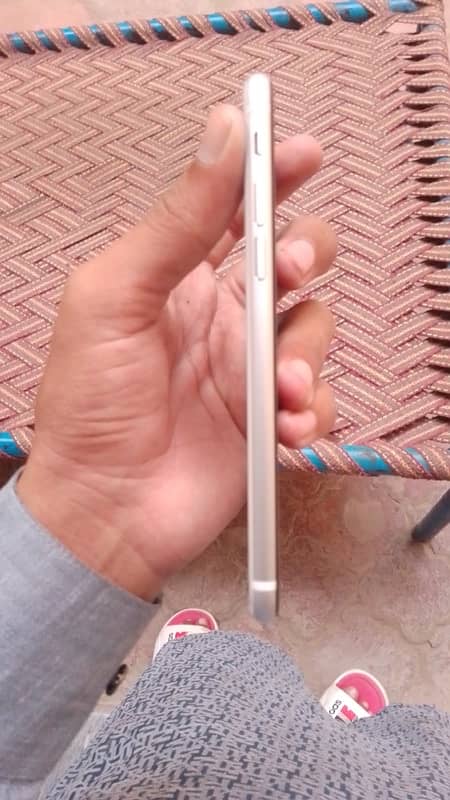 iPhone se 2020 non pta 6