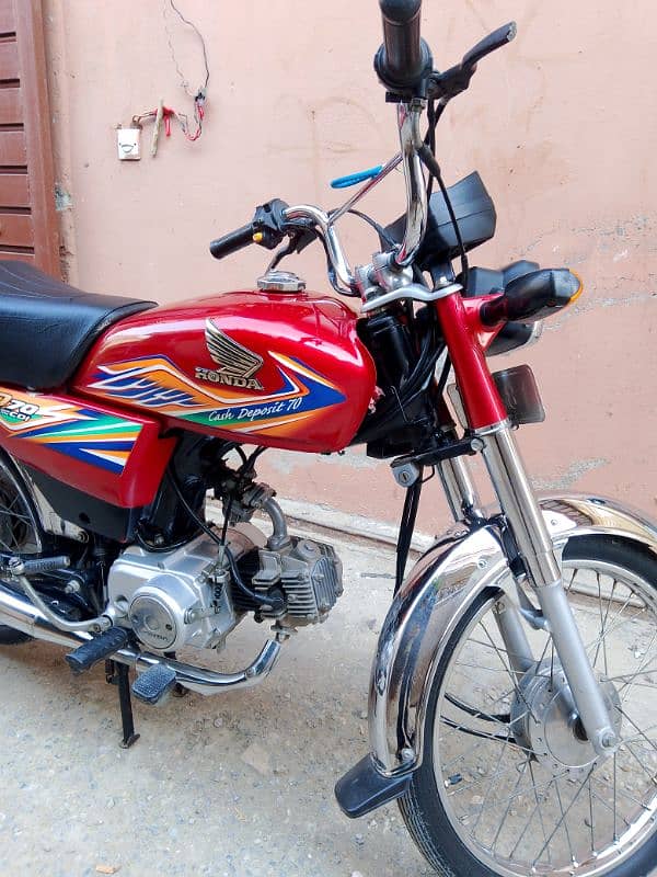 Honda 70 urgent sale good condition 3