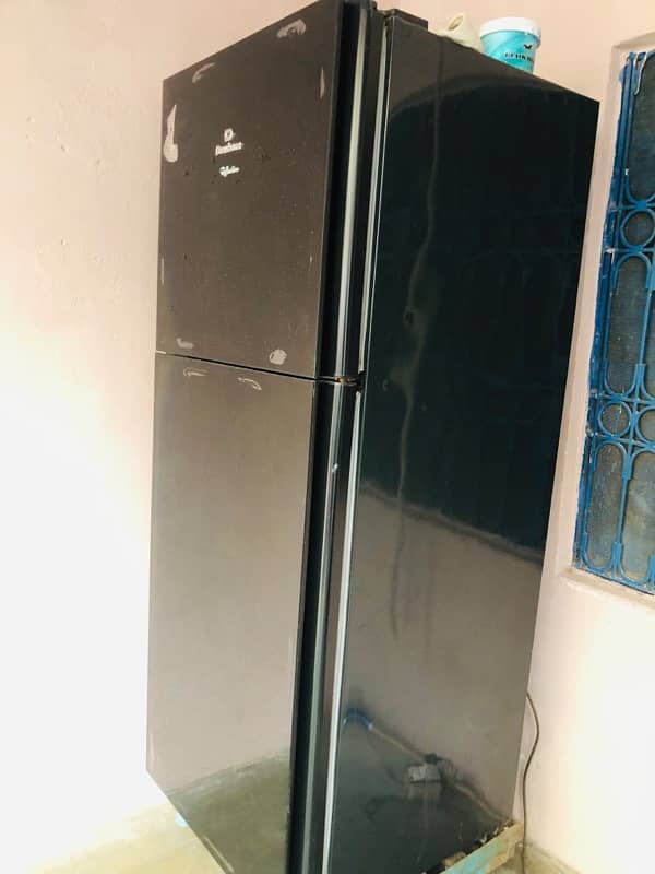 dawlance fridge condition 10 by 9 all ok 1