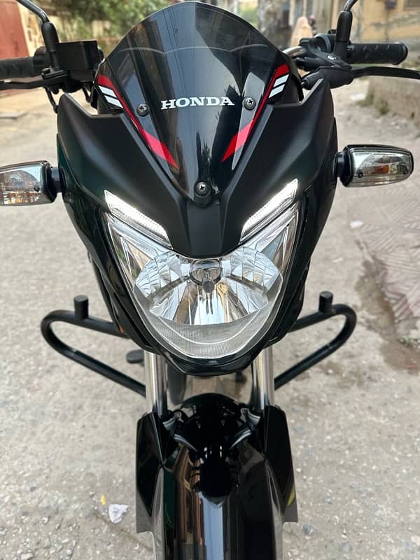 Honda CB 150F 2024 9