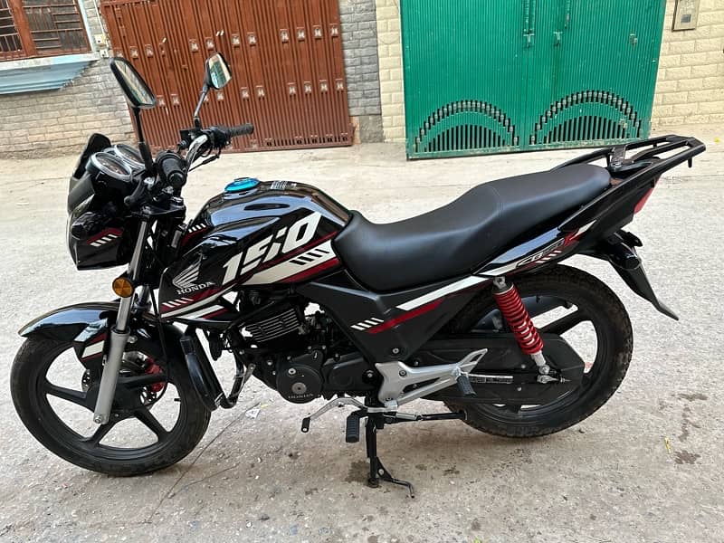 Honda CB 150F 2024 1