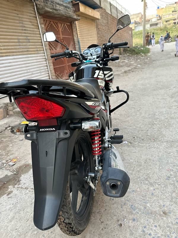 Honda CB 150F 2024 10