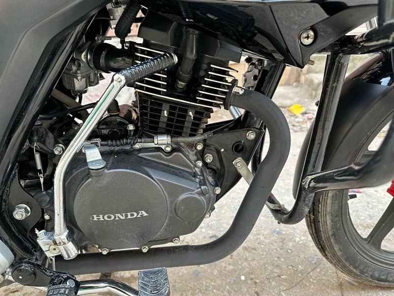 Honda CB 150F 2024 12