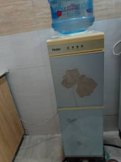 Haier water dispenser