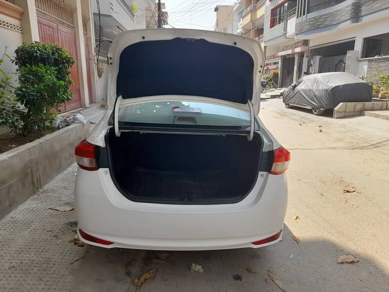 Toyota Yaris 2021 Model 1.5 CVT i ATIV X For Sale 7