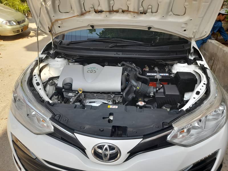 Toyota Yaris 2021 Model 1.5 CVT i ATIV X For Sale 10