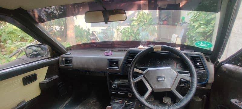 Nissan Sunny 1986 10