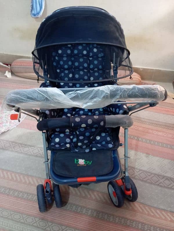 Stroller pram for sale in nazimabad 2