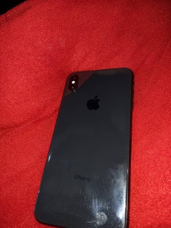 iphone xsMax PTA Approved All okay no Open No repair 7