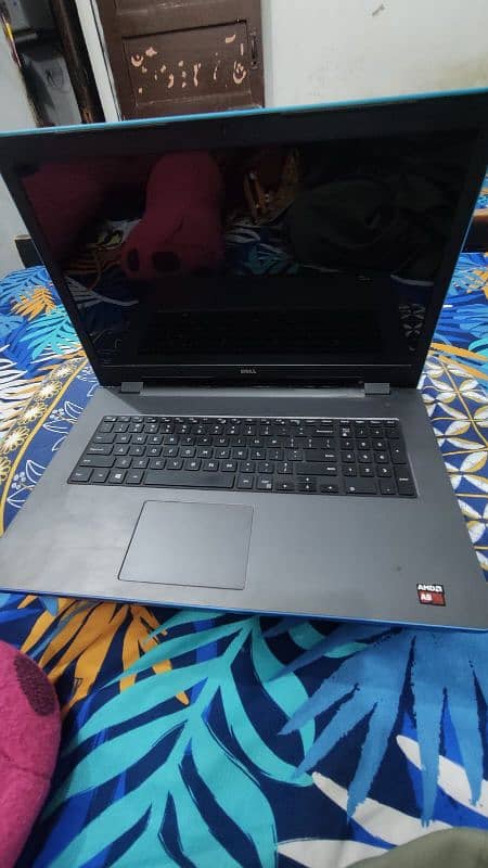 Dell Laptop A8 7th Gen 12GB 180GB SSD,R5 Radeon Graphics card 4