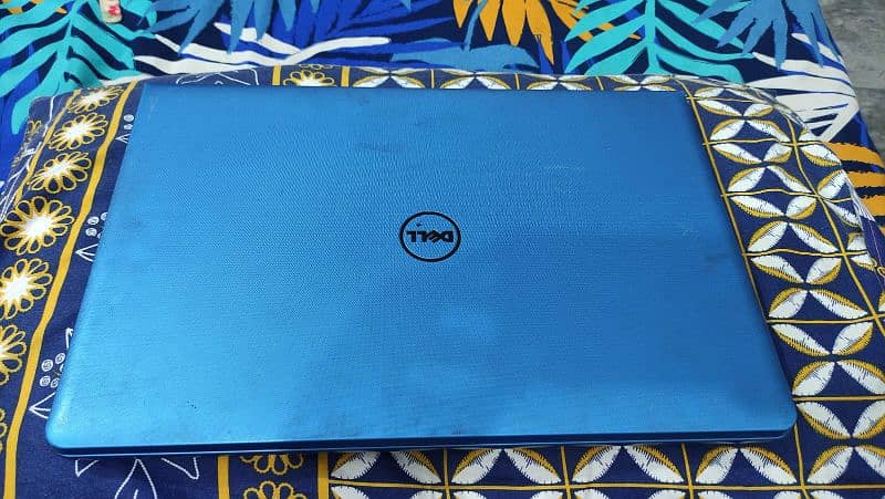 Dell Laptop A8 7th Gen 12GB 180GB SSD,R5 Radeon Graphics card 9