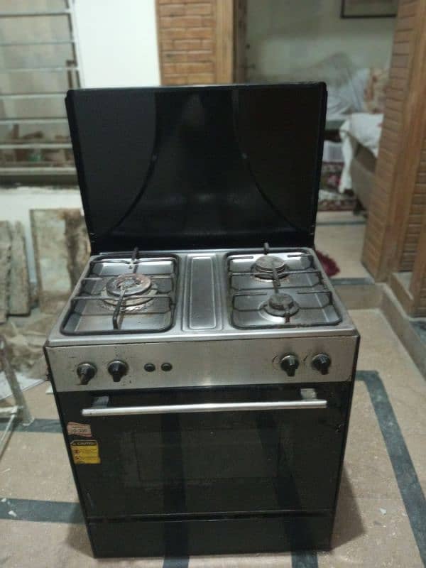 Medium size oven for sale 1