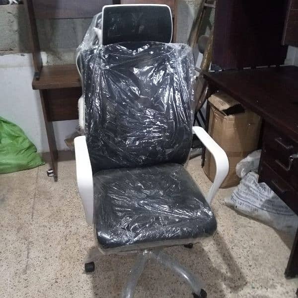 Office Chairs Gaming Chairs Are Available 18