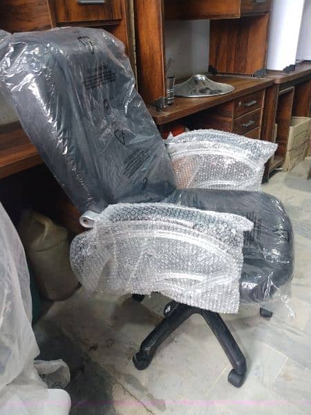 Office Chairs Gaming Chairs Are Available 19