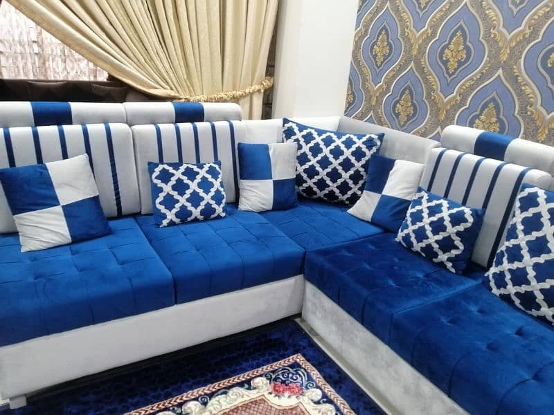 8 seater U Shape sofa set for sale 3