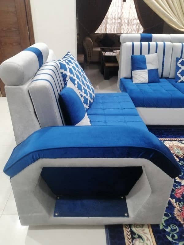 8 seater U Shape sofa set for sale 5