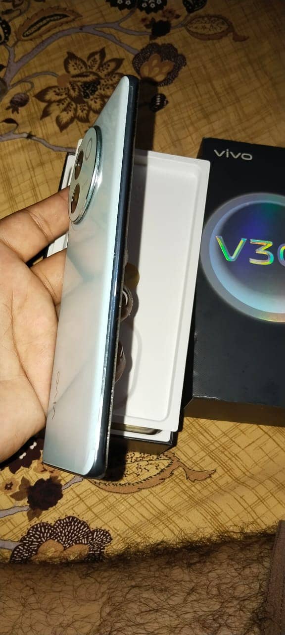 Vivo v23e 4