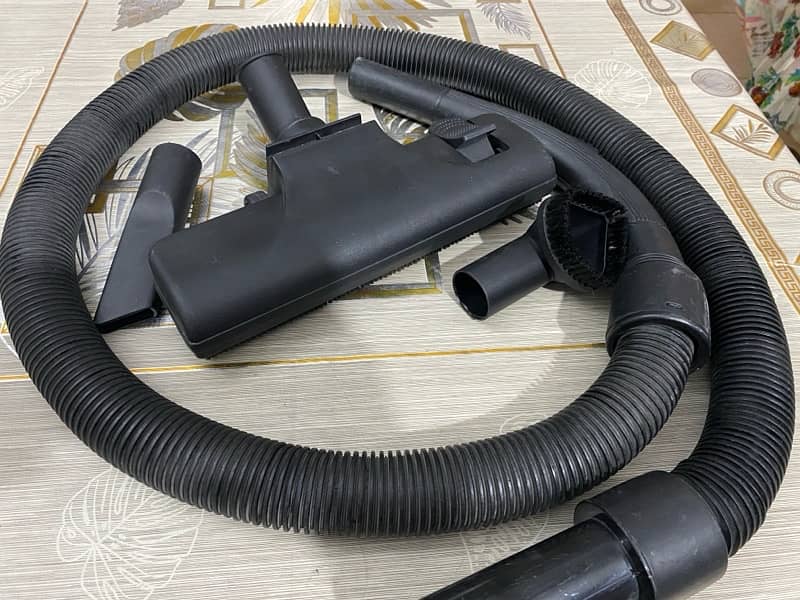 vacuum Cleaner - west point brand 4