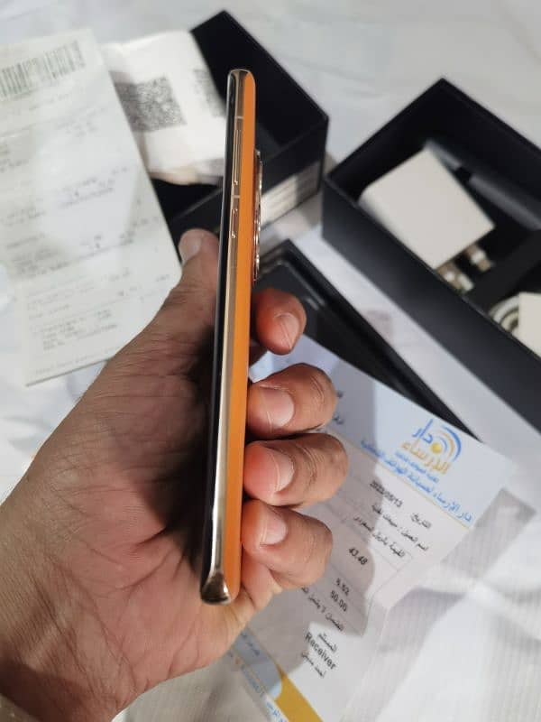 Huawei Mate 50 Pro special limited edition 5