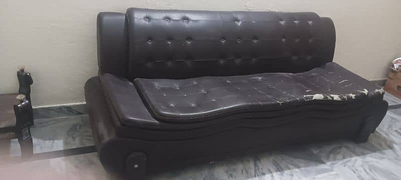 five sitter sofa set urgent sale. . . 3