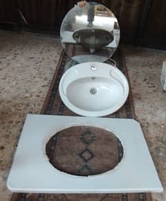 Bathroom basin with mirror & white slab