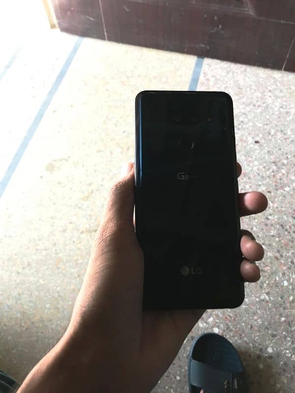 LG G8 6/128 1