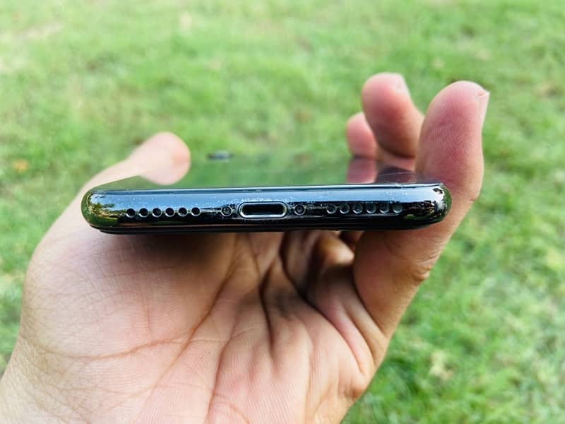 iPhone X 64 GB PTA Approved 3