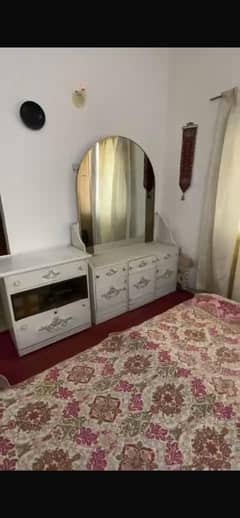 bedroom set