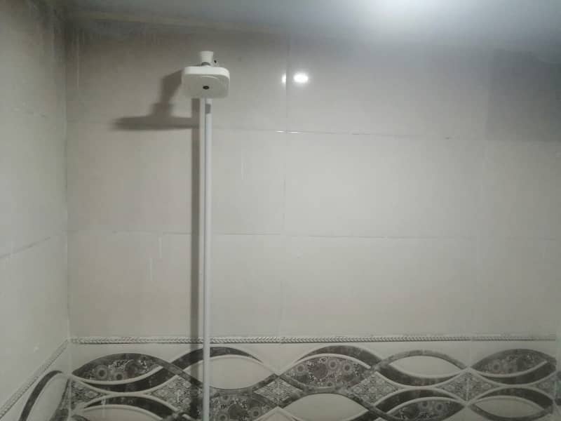 New flat 2nd floor korangi crossing allha Wala town 3