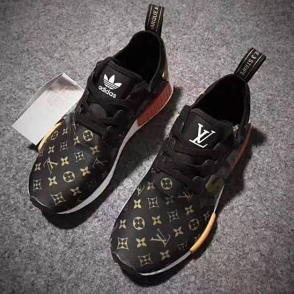 Addidas nmd r1 louis Vuitton edition 1