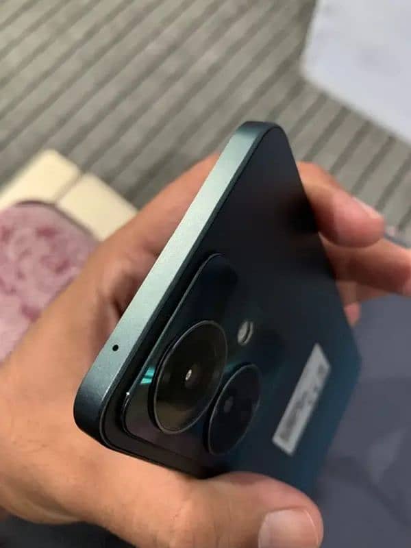 oppo reno 11f 4