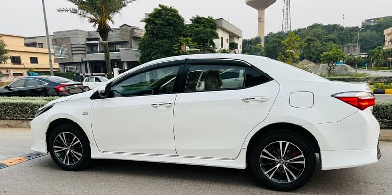 Toyota Corolla Altis 2020 3