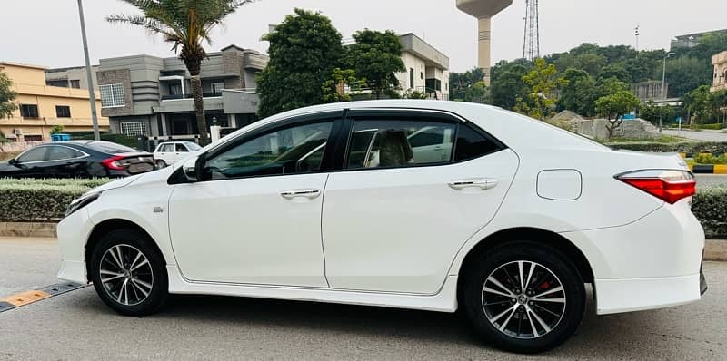 Toyota Corolla Altis 2020 5