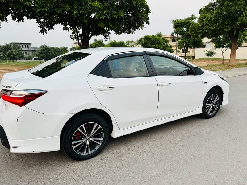 Toyota Corolla Altis 2020 6