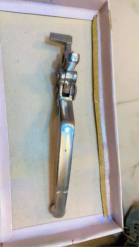 barik lewar Benelli 250. +600 tak used hi 2