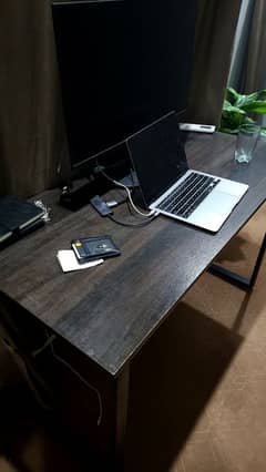 wooden study/work table strong