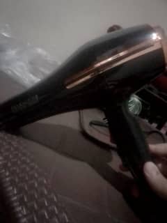 REMINGTON HAIR DRYER