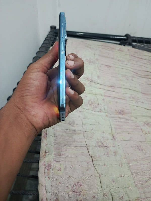 Infinix hot 40i less then one month use brand new condition 5